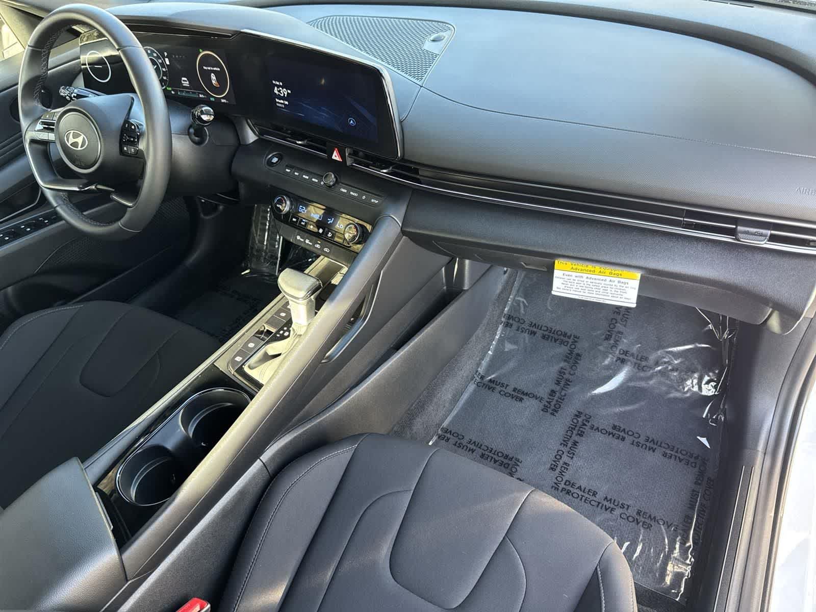 Thumbnail: 2025 Hyundai Elantra - 38