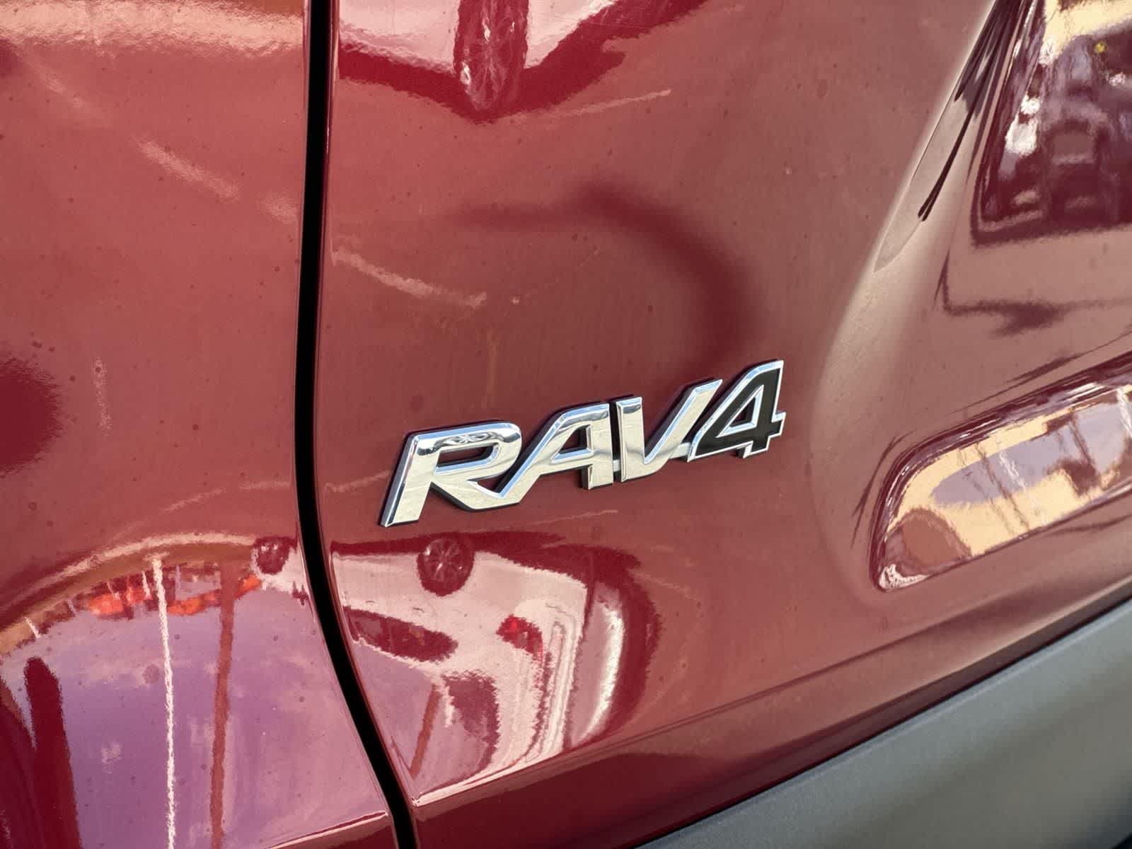 Thumbnail: 2023 Toyota RAV4 - 34