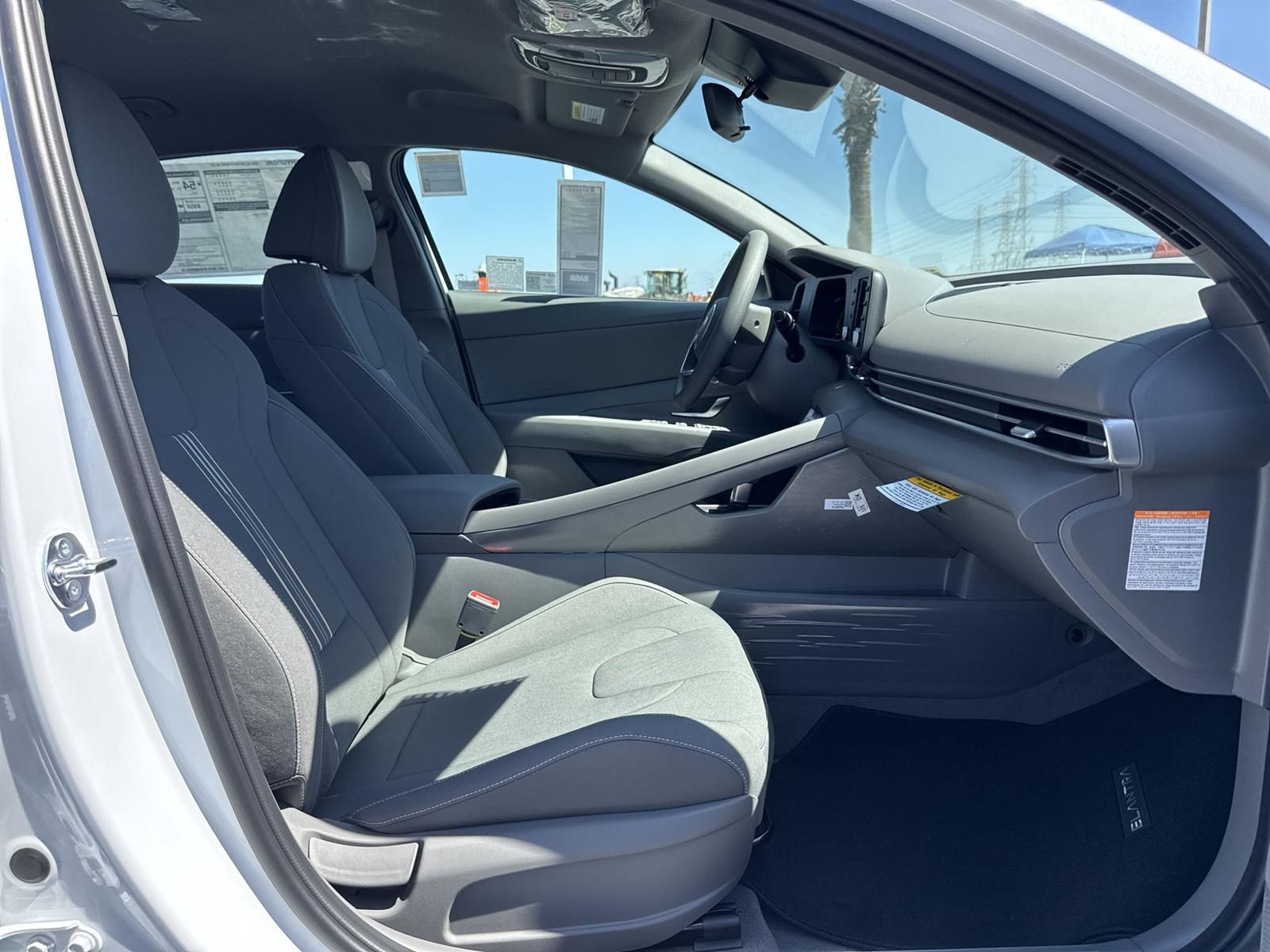 Thumbnail: 2025 Hyundai Elantra - 34