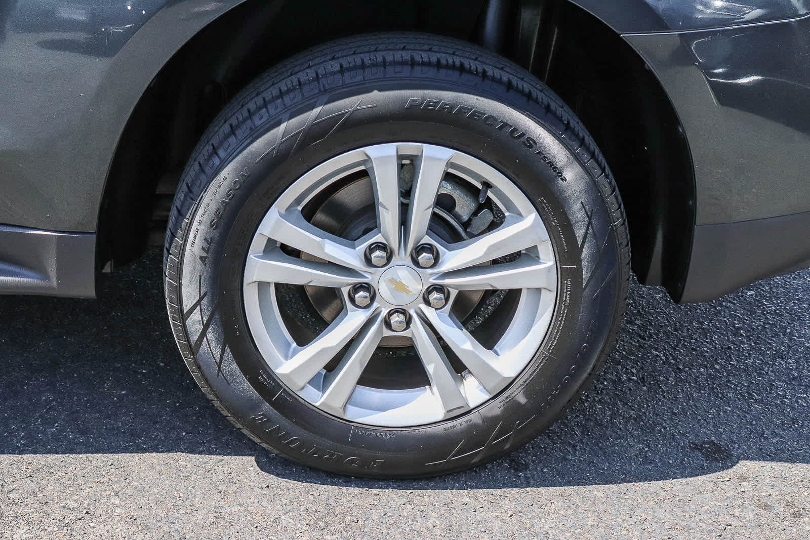 Thumbnail: 2017 Chevrolet Equinox - 12