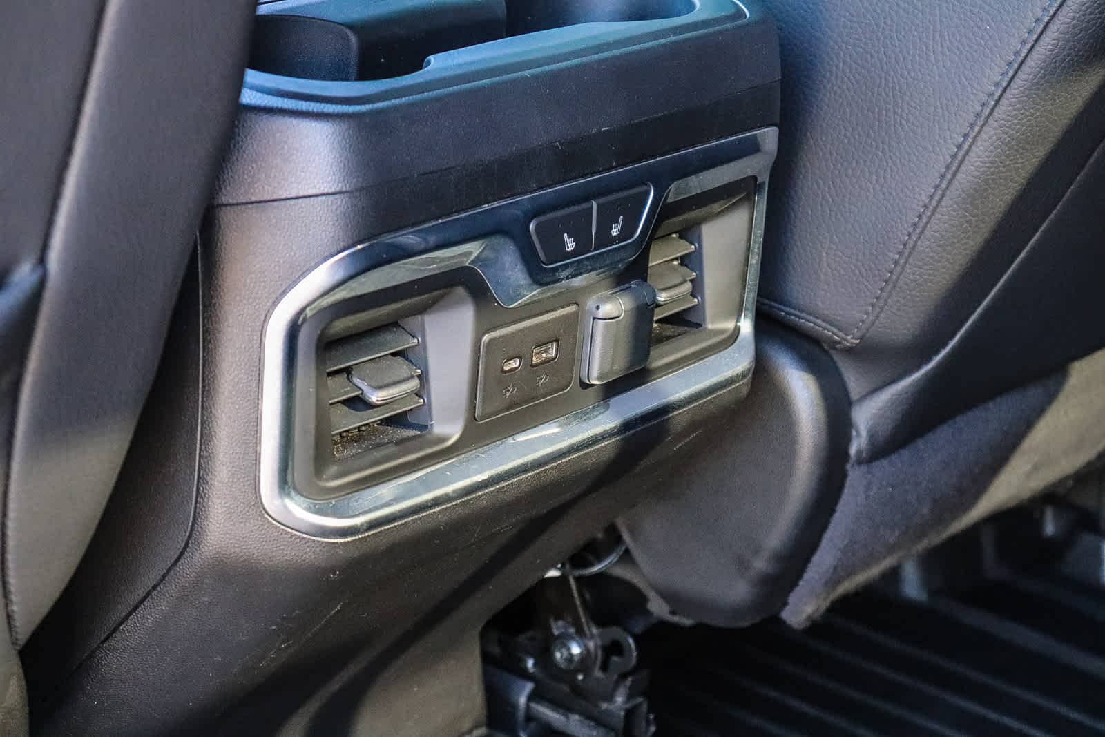 Thumbnail: 2021 GMC Sierra 2500 - 19