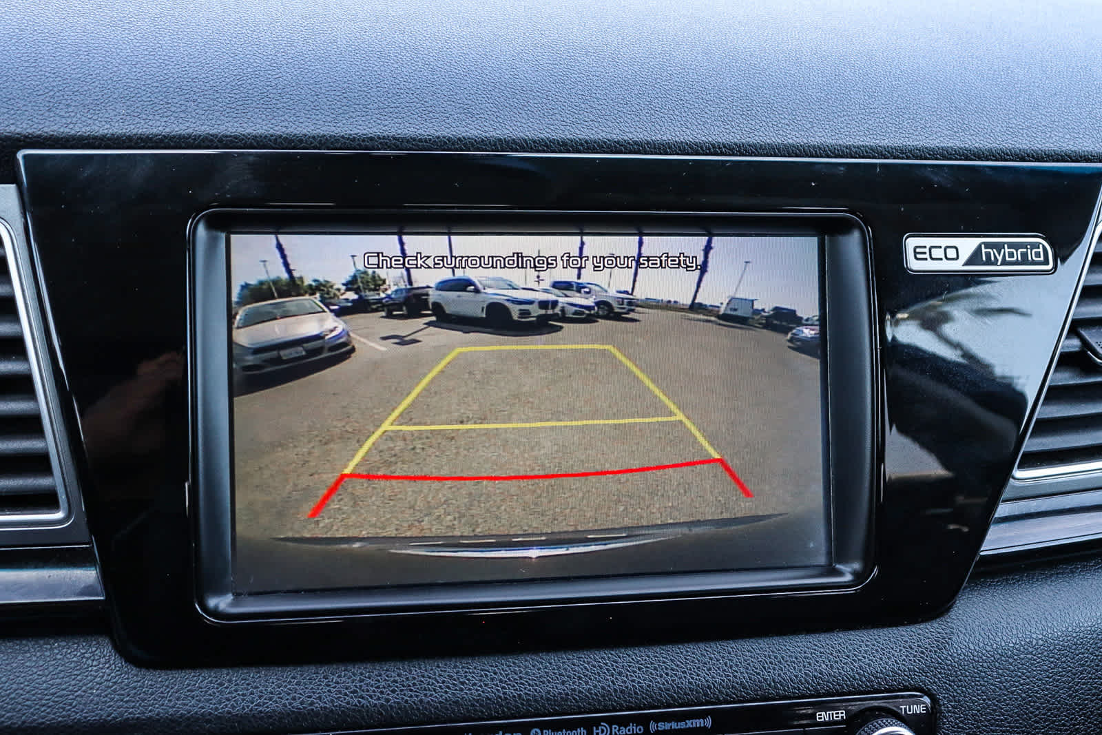 Thumbnail: 2017 Kia Niro - 27