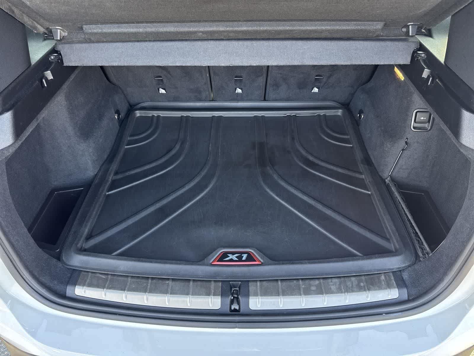 Thumbnail: 2017 BMW X1 - 38