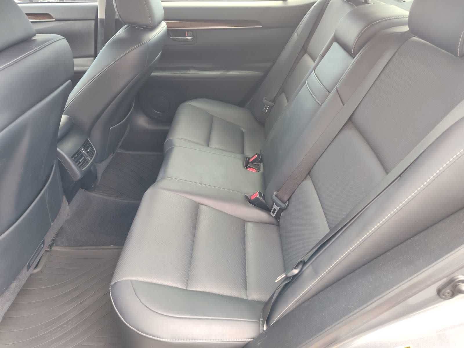 Thumbnail: 2014 Lexus ES - 14