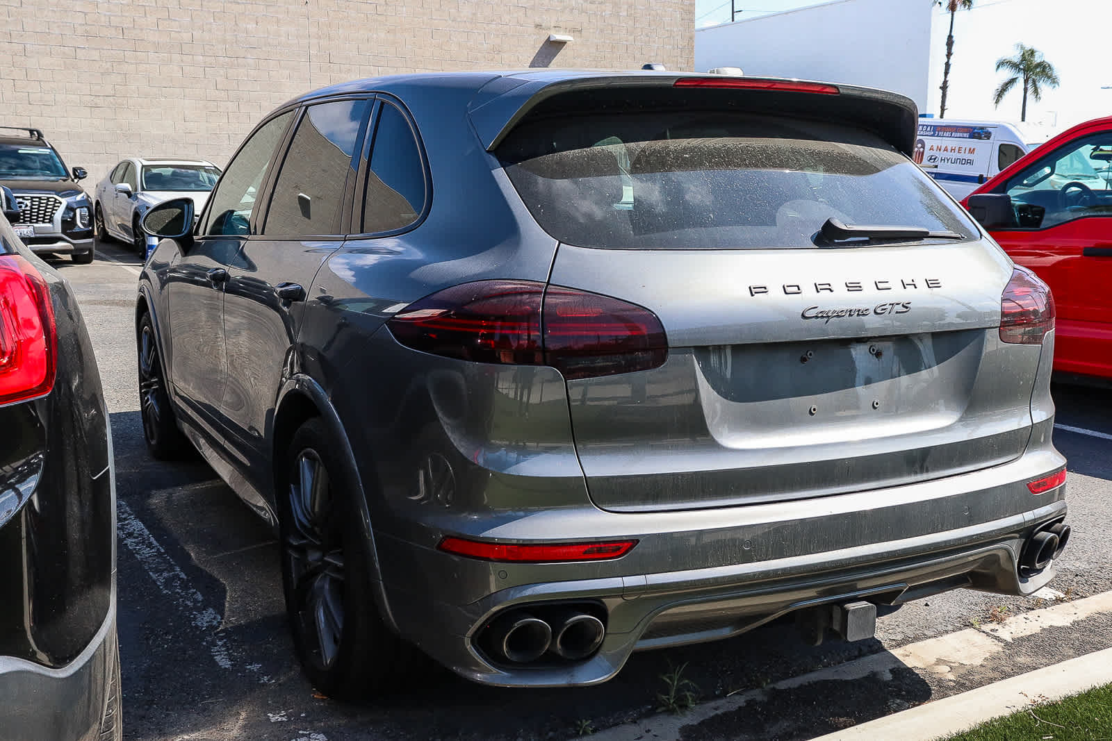 2017 Porsche Cayenne GTS photo 6