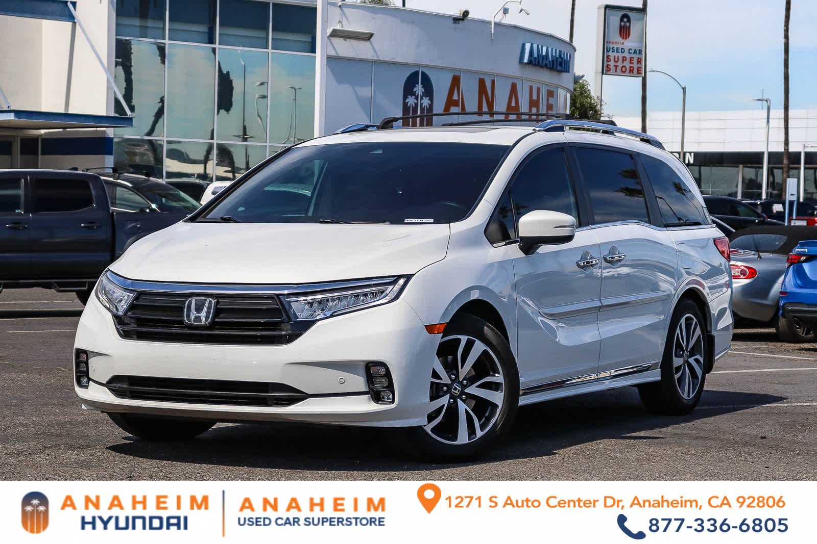 2022 Honda Odyssey Touring photo 1