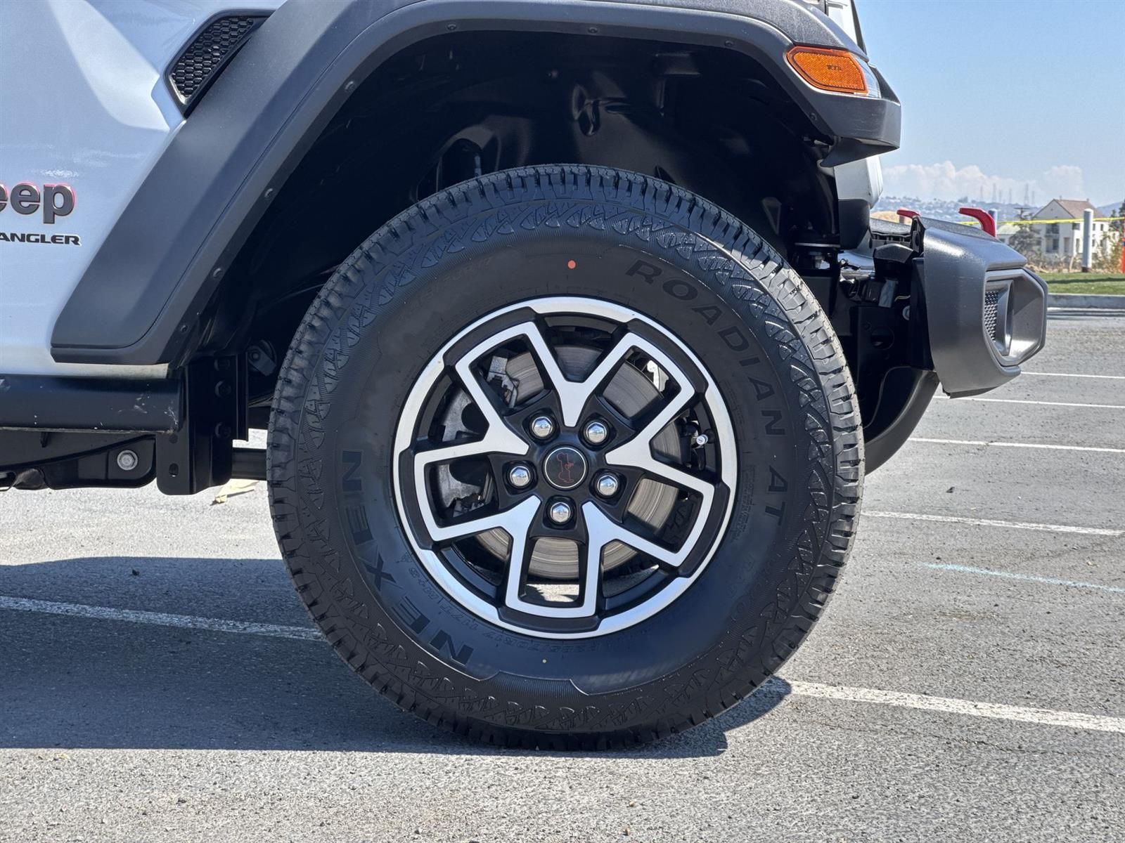 Thumbnail: 2024 Jeep Wrangler - 38