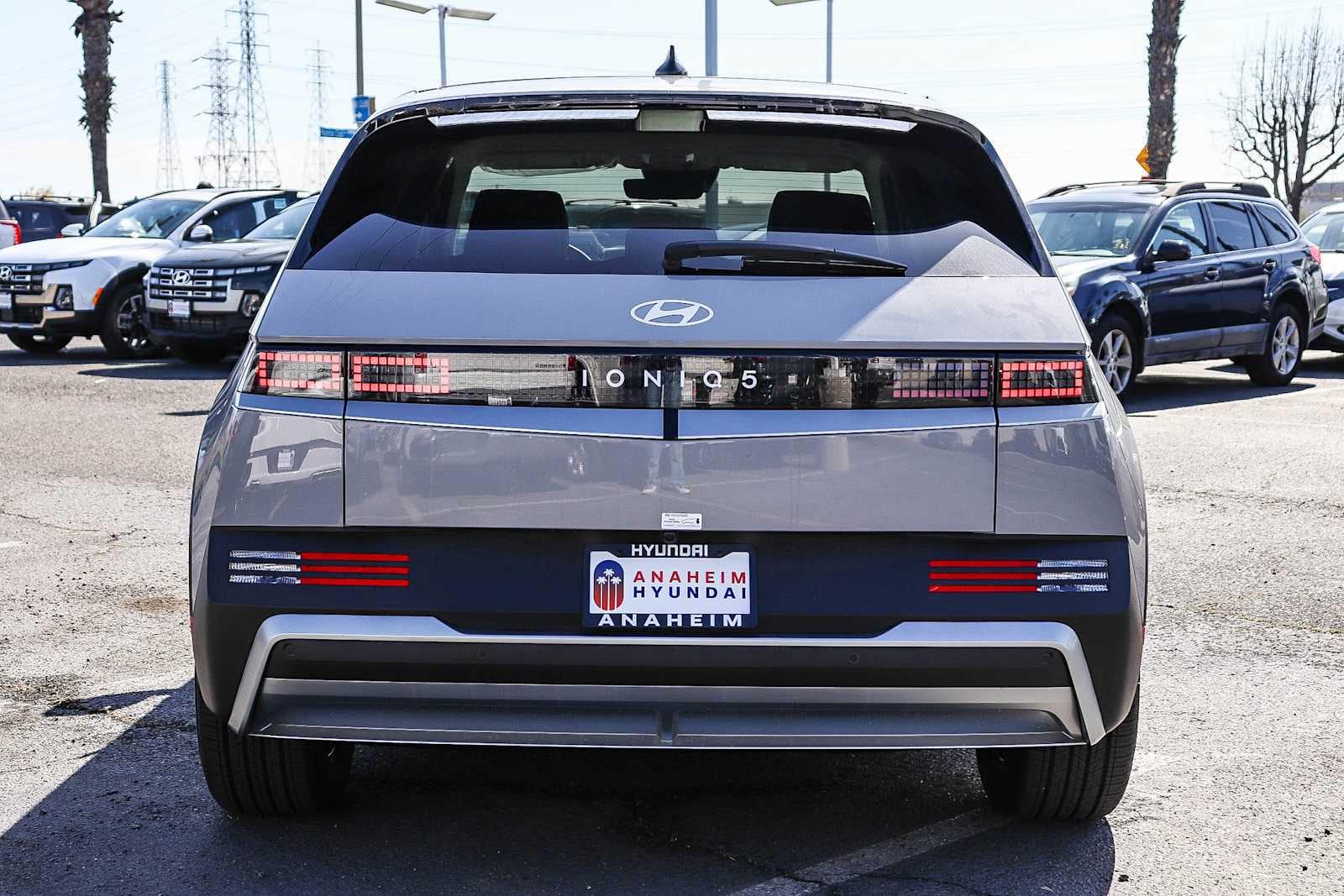 Thumbnail: 2026 Hyundai Ioniq 5 - 7