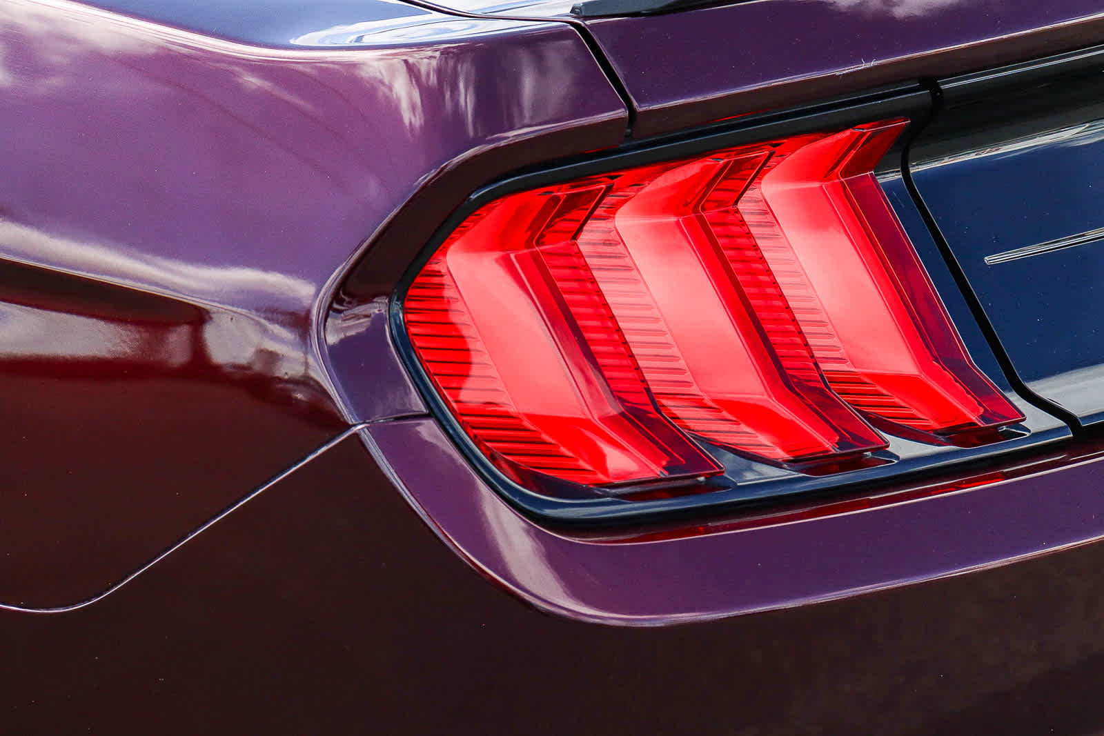 Thumbnail: 2018 Ford Mustang - 9