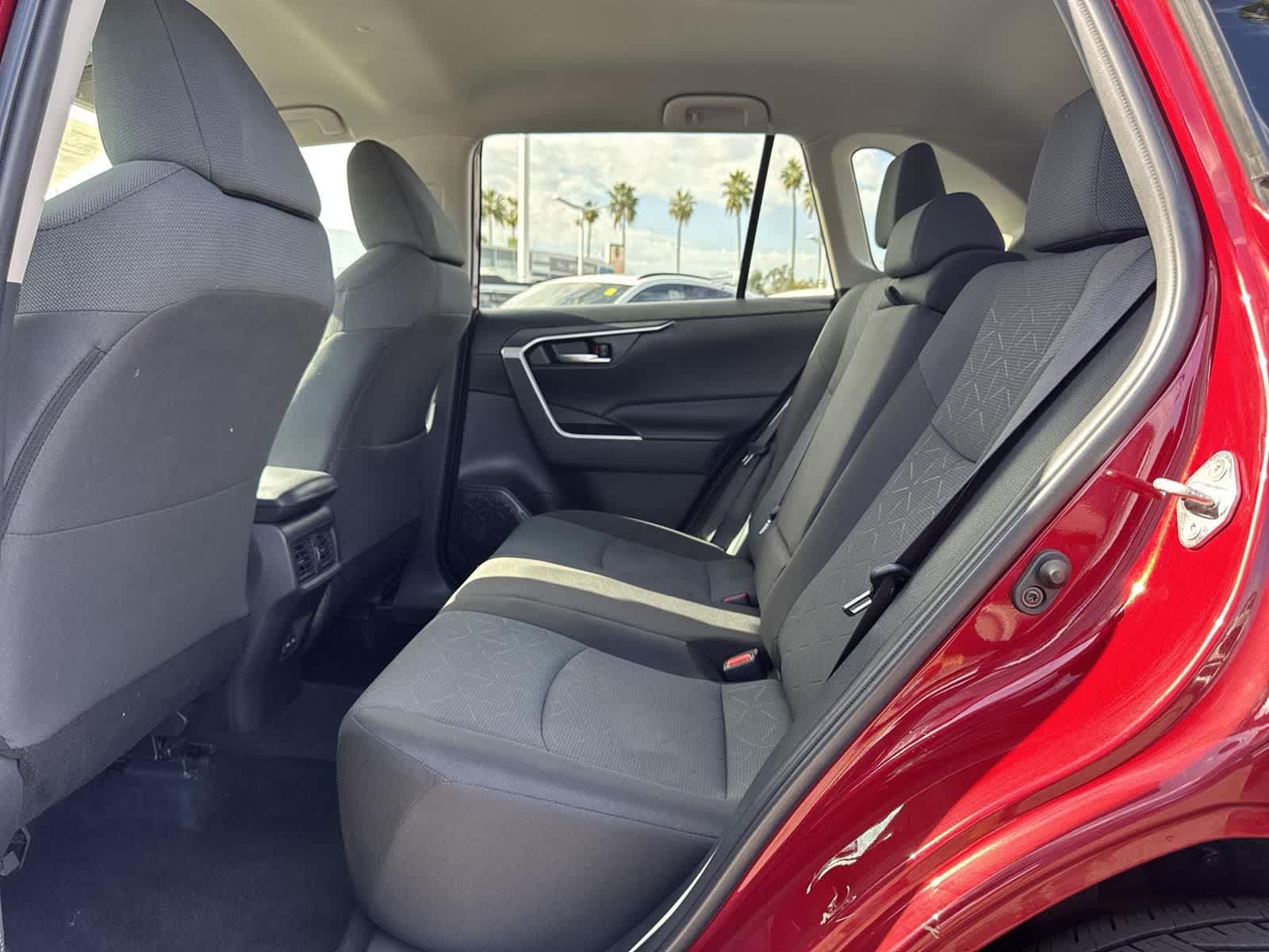 Thumbnail: 2023 Toyota RAV4 - 25