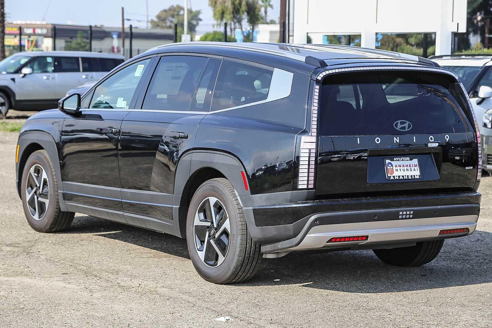 2026 Hyundai IONIQ 9 SE - Photo 7