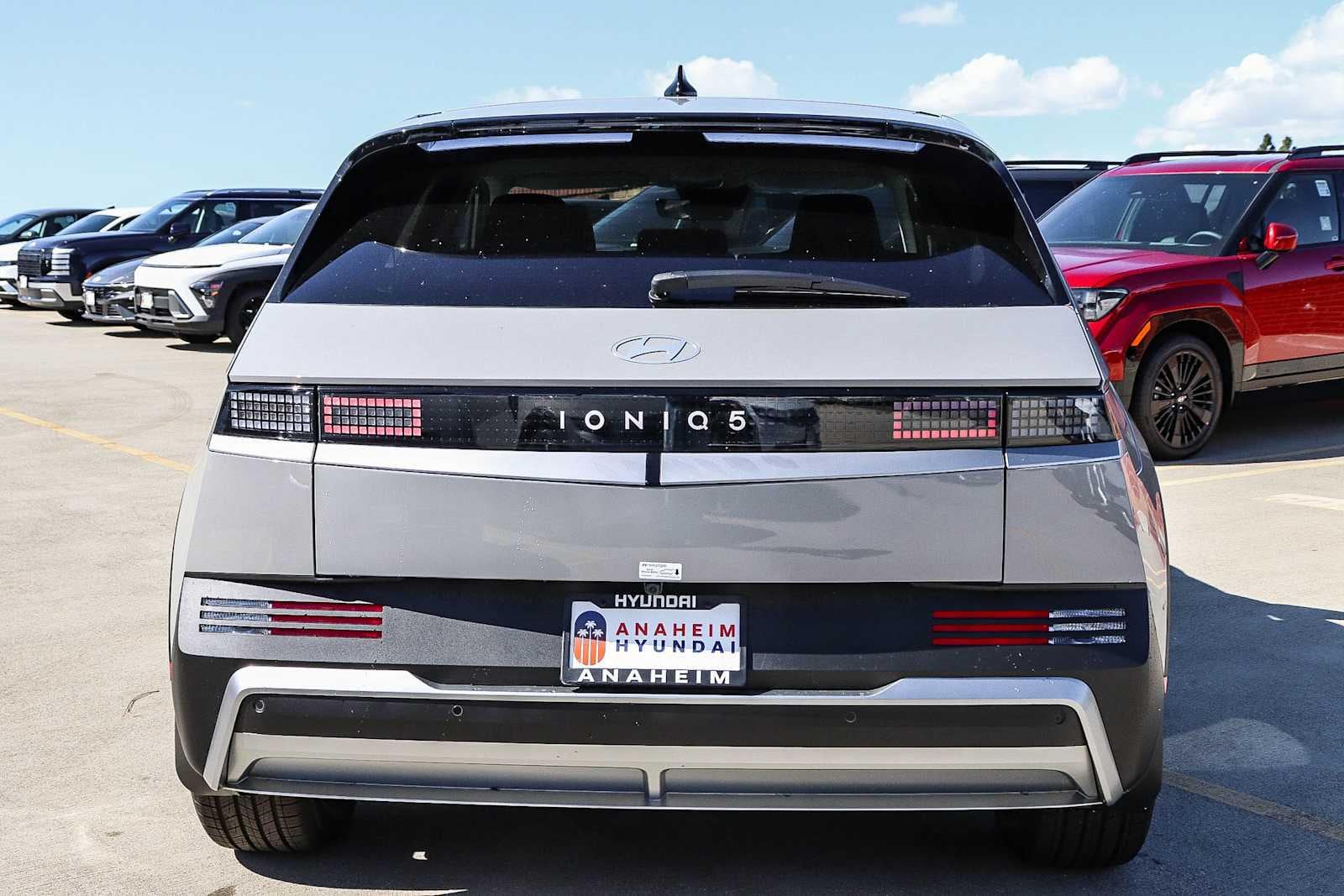 Thumbnail: 2026 Hyundai Ioniq 5 - 7