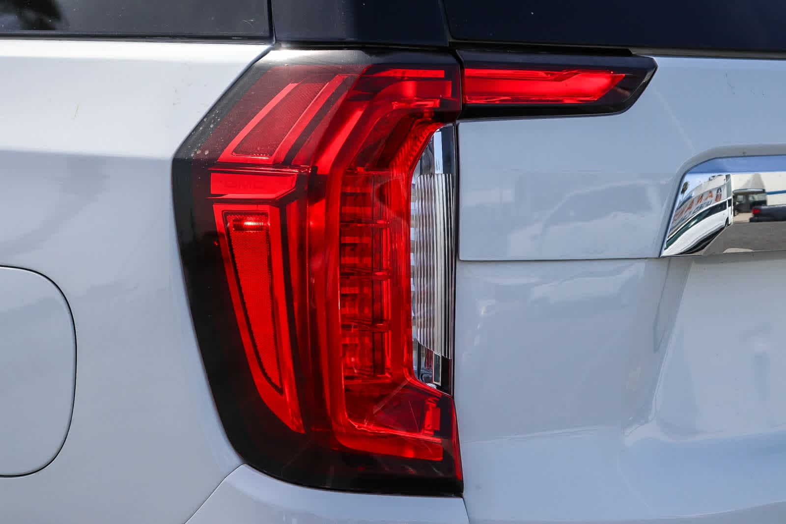 Thumbnail: 2021 GMC Yukon - 11