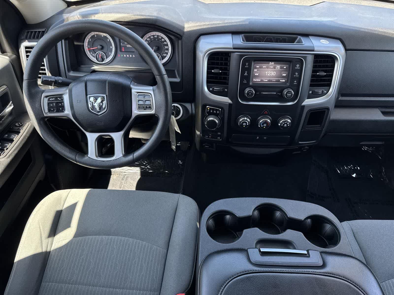 Thumbnail: 2022 RAM 1500 Classic - 8