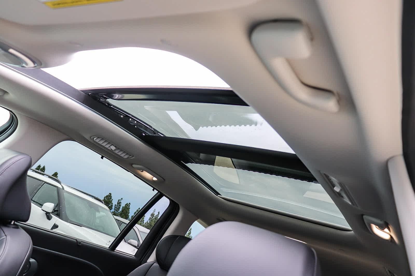 Thumbnail: 2026 Hyundai Ioniq - 32