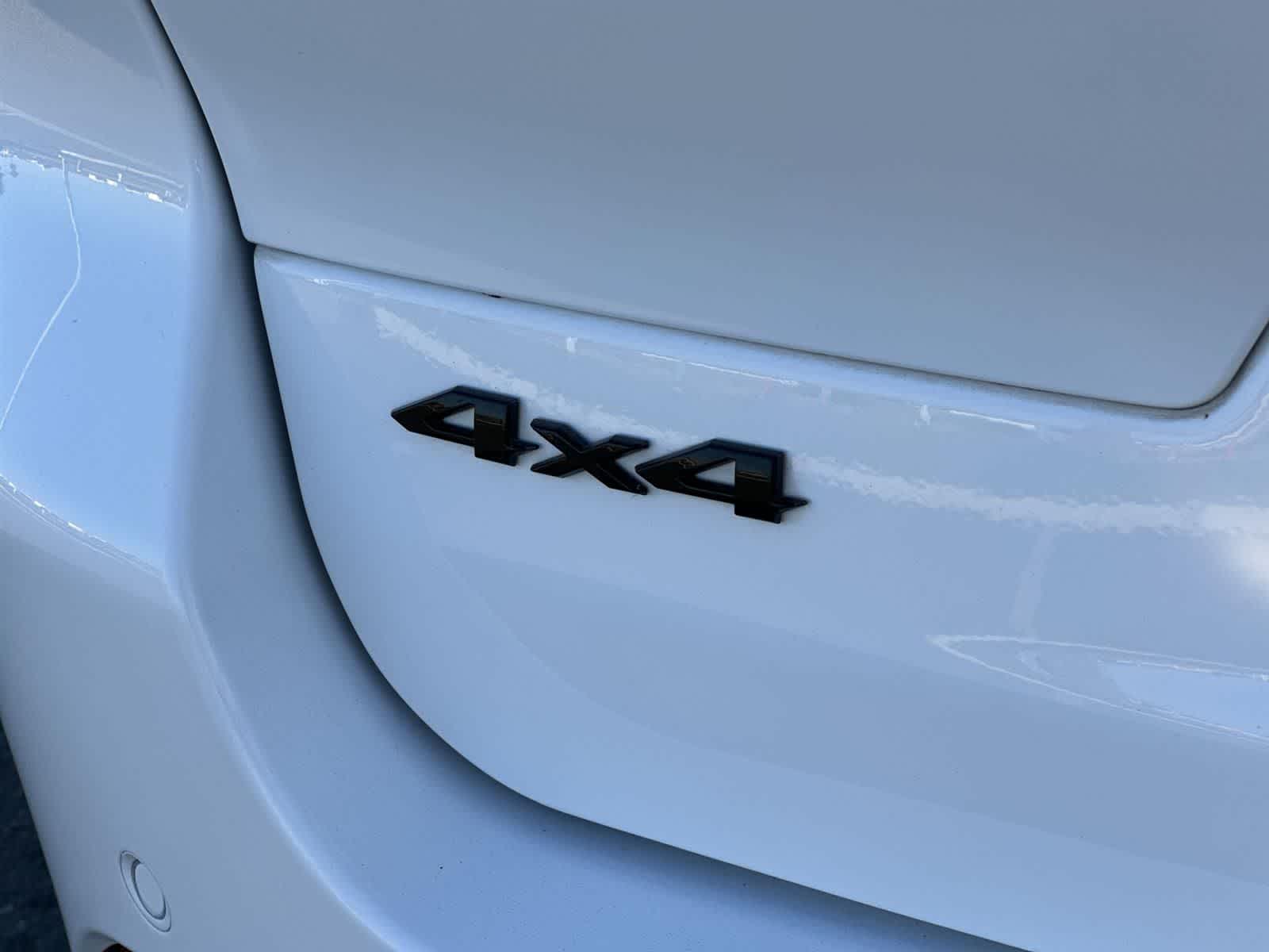 Thumbnail: 2024 Jeep Grand Cherokee L - 37