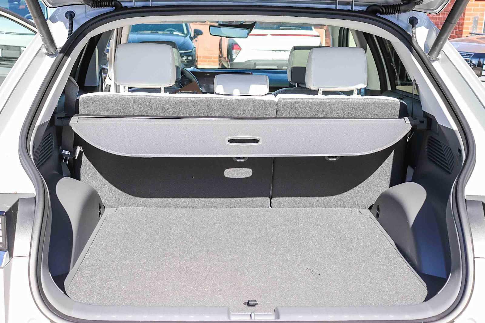 Thumbnail: 2026 Hyundai Ioniq 5 - 13