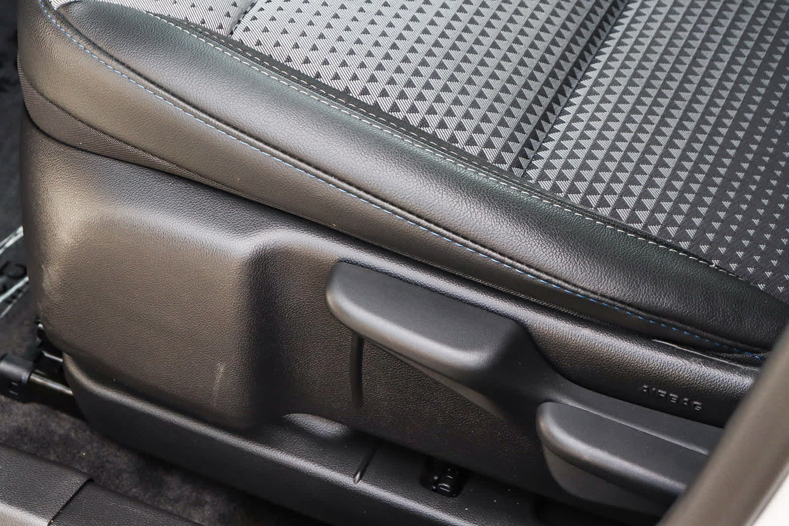 Thumbnail: 2024 Chevrolet Trax - 25