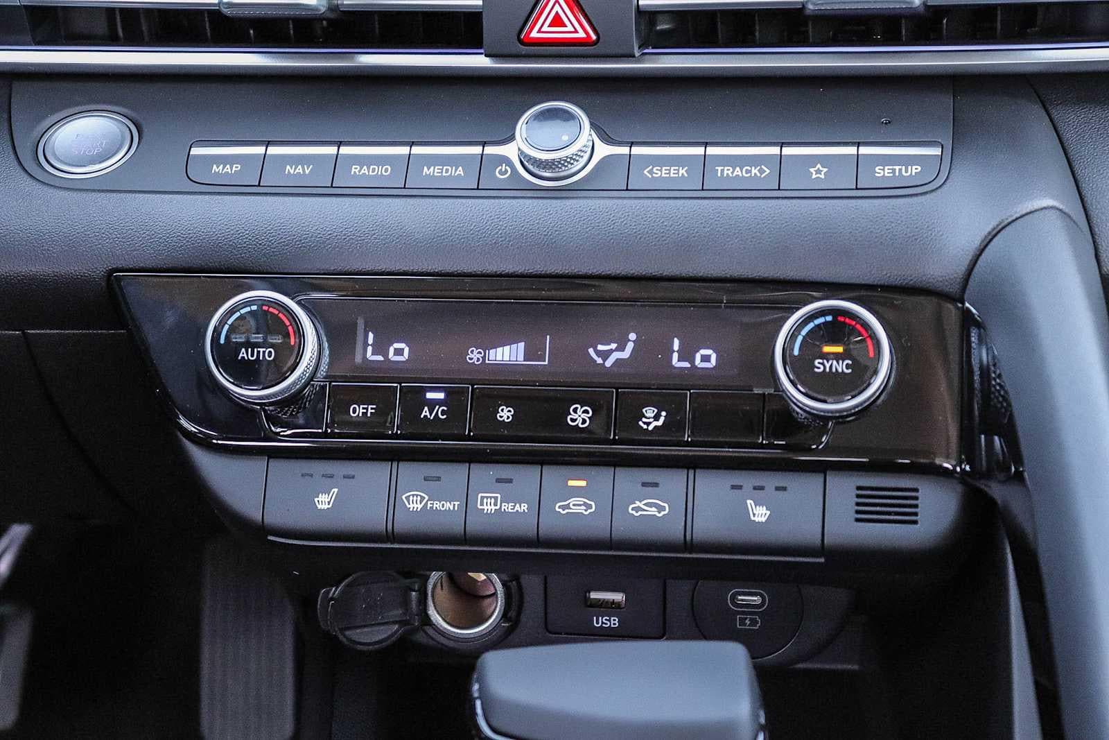 Thumbnail: 2026 Hyundai Elantra - 18