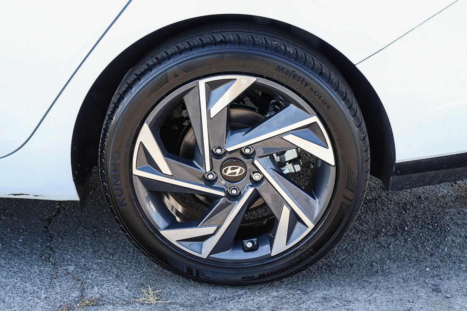 Thumbnail: 2025 Hyundai Elantra - 11