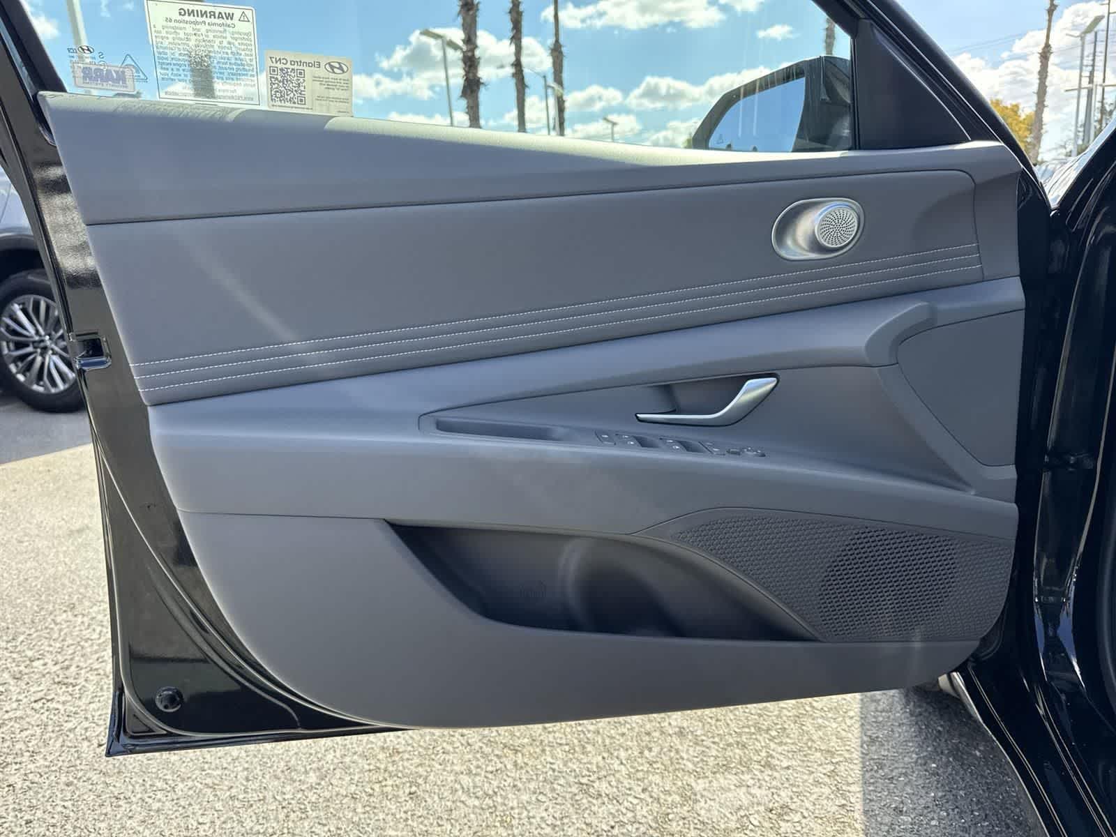 Thumbnail: 2025 Hyundai Elantra - 20