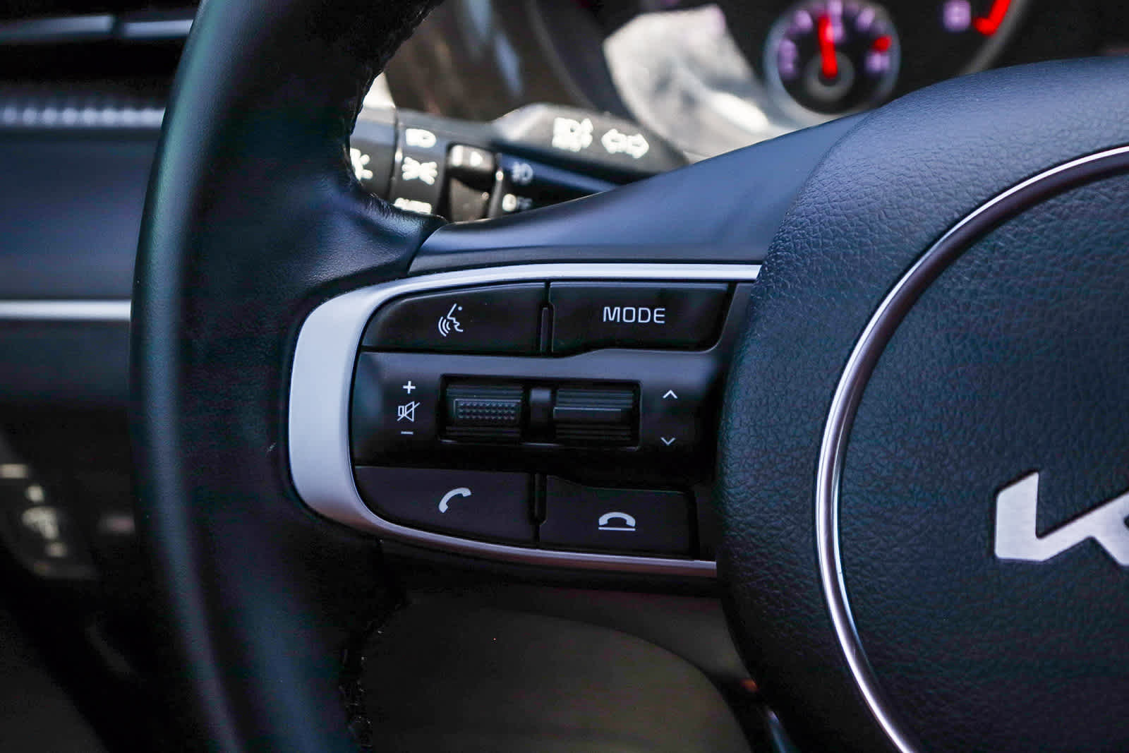 Thumbnail: 2023 Kia K5 - 18