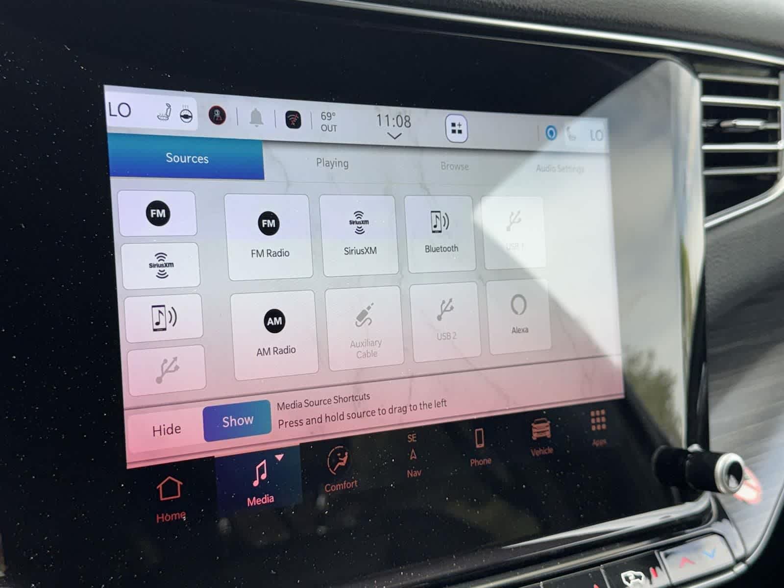 Thumbnail: 2023 Jeep Wagoneer - 16