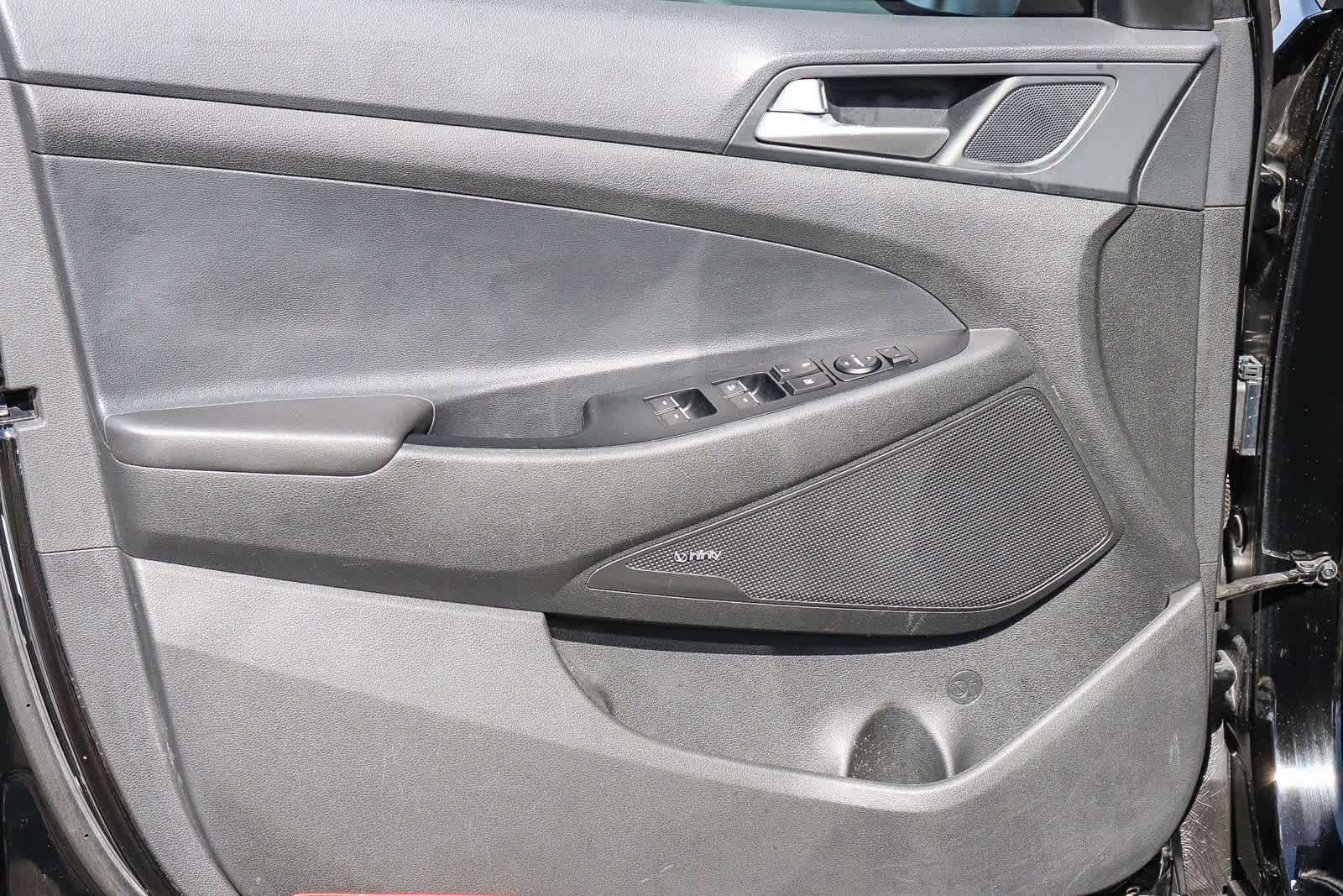 Thumbnail: 2019 Hyundai Tucson - 20