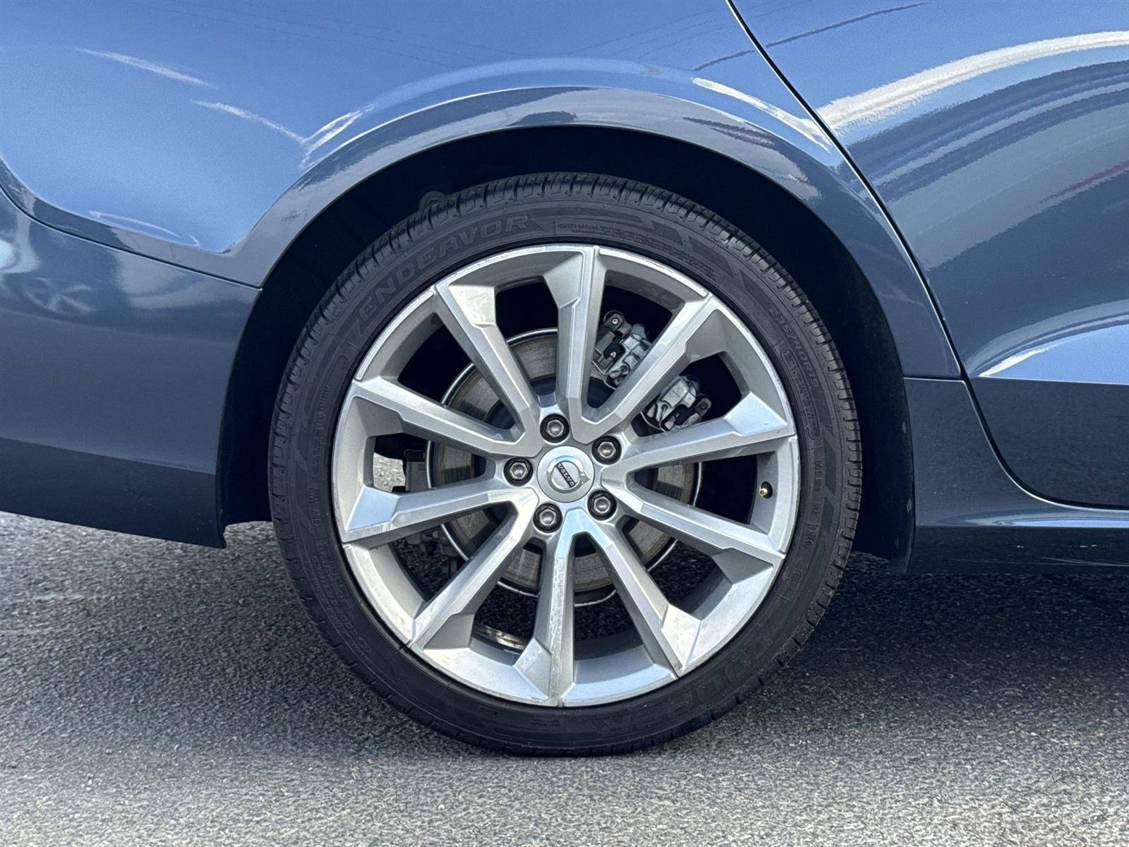 Thumbnail: 2020 Volvo S60 - 41