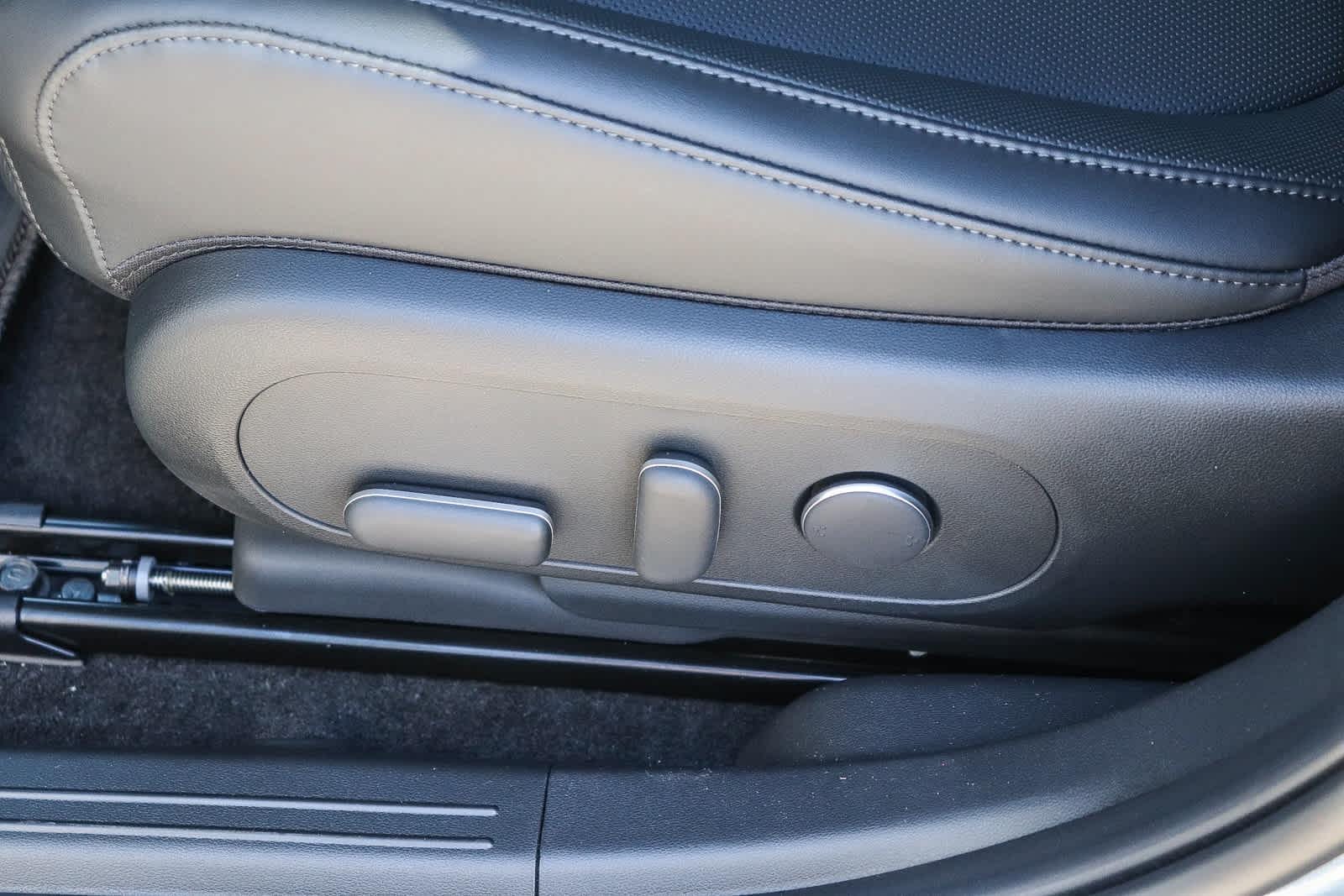 Thumbnail: 2026 Hyundai Ioniq 5 - 24