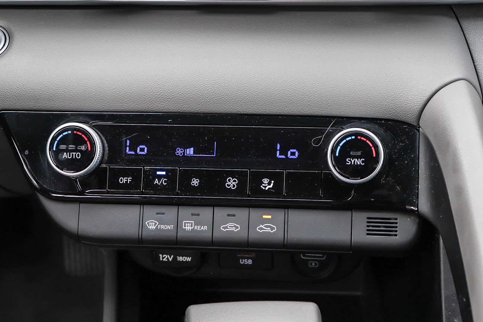 Thumbnail: 2023 Hyundai Elantra - 16