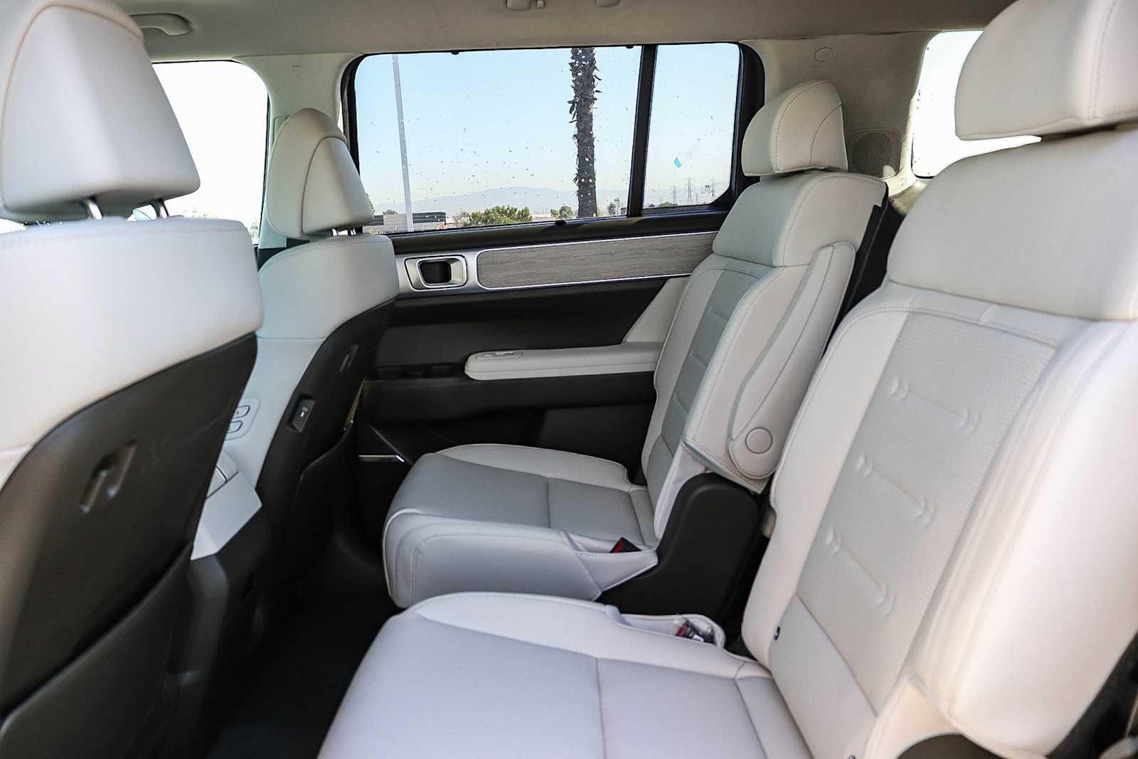 Thumbnail: 2025 Hyundai Santa Fe - 19