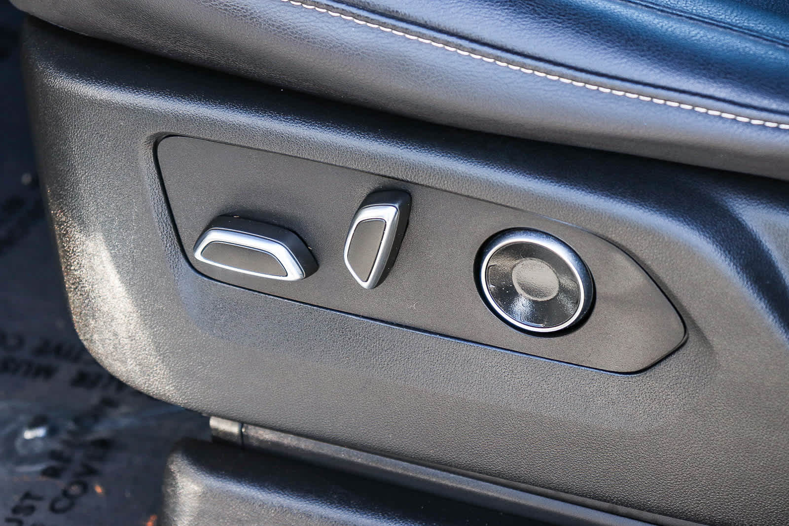 Thumbnail: 2021 Cadillac Escalade - 27