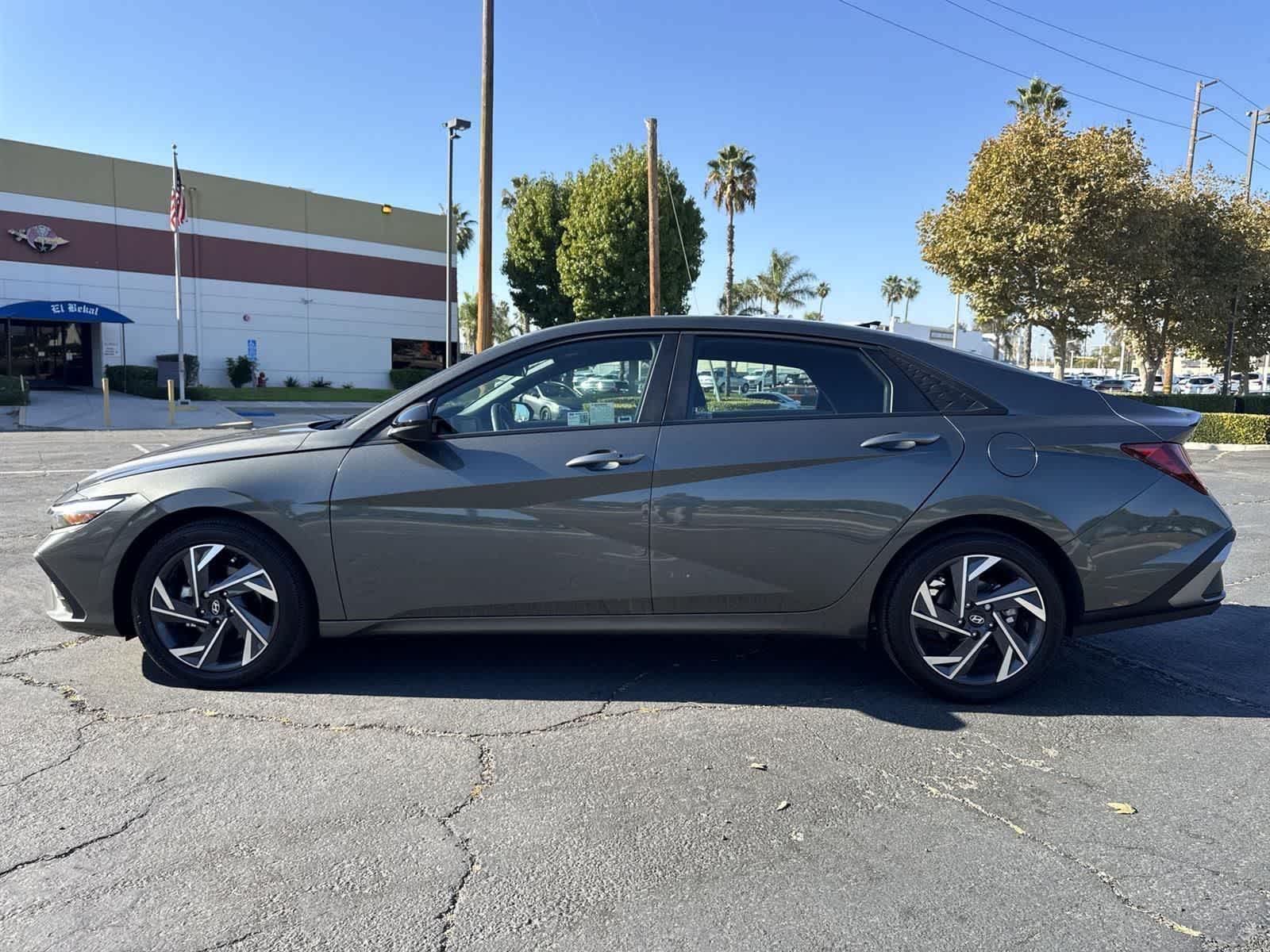 Thumbnail: 2025 Hyundai Elantra - 5