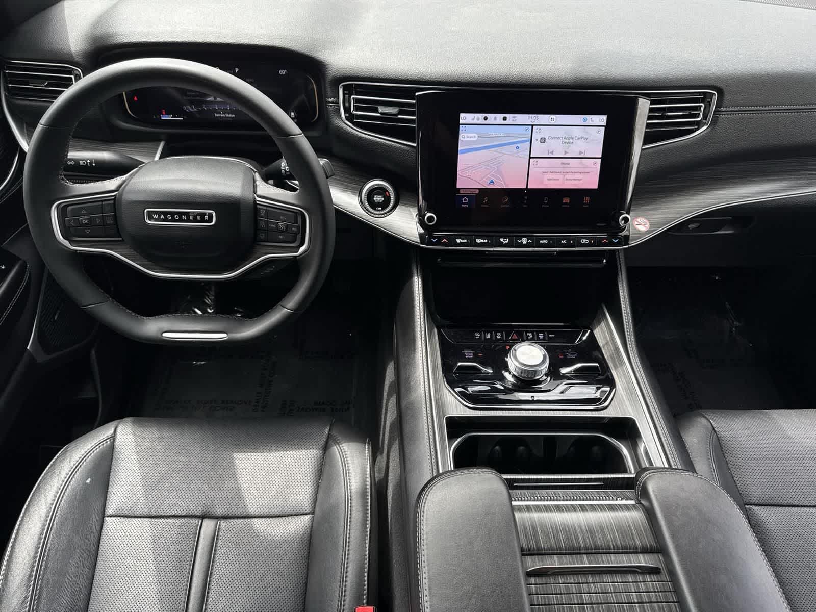 Thumbnail: 2023 Jeep Wagoneer - 8