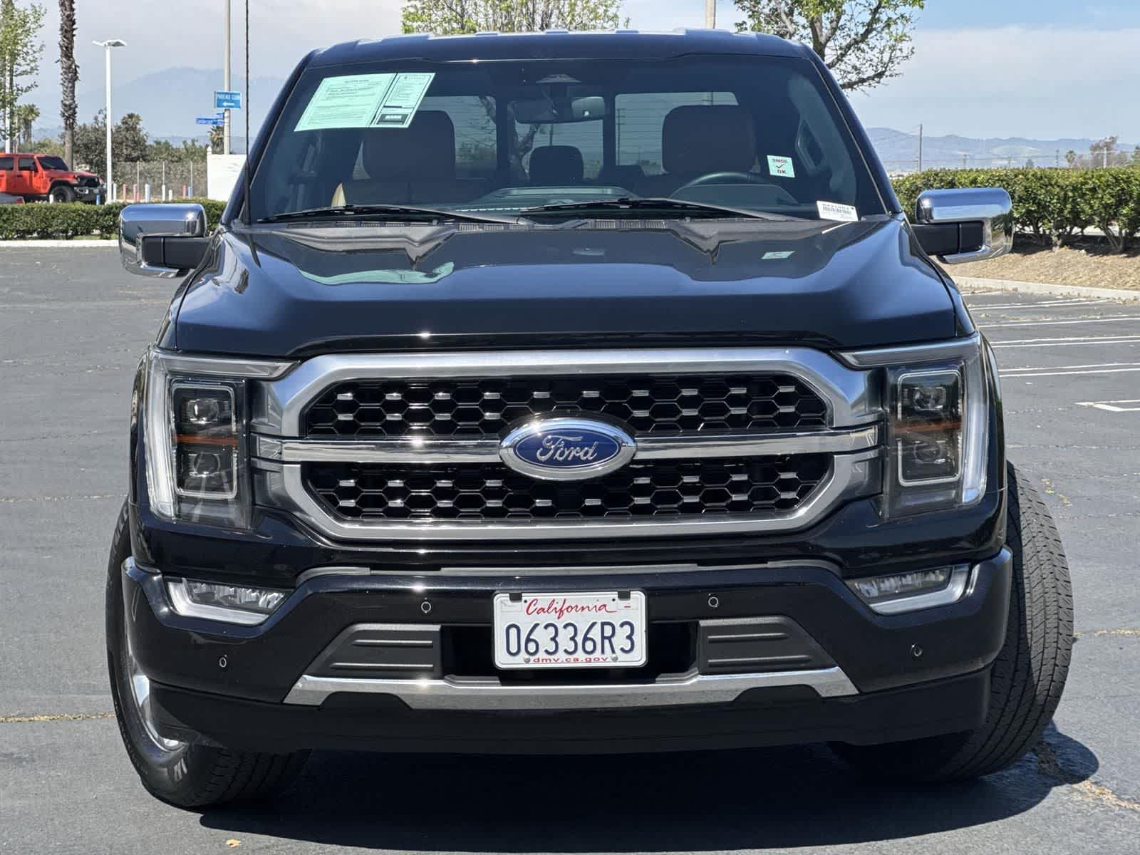 2023 Ford F-150 Platinum photo 2
