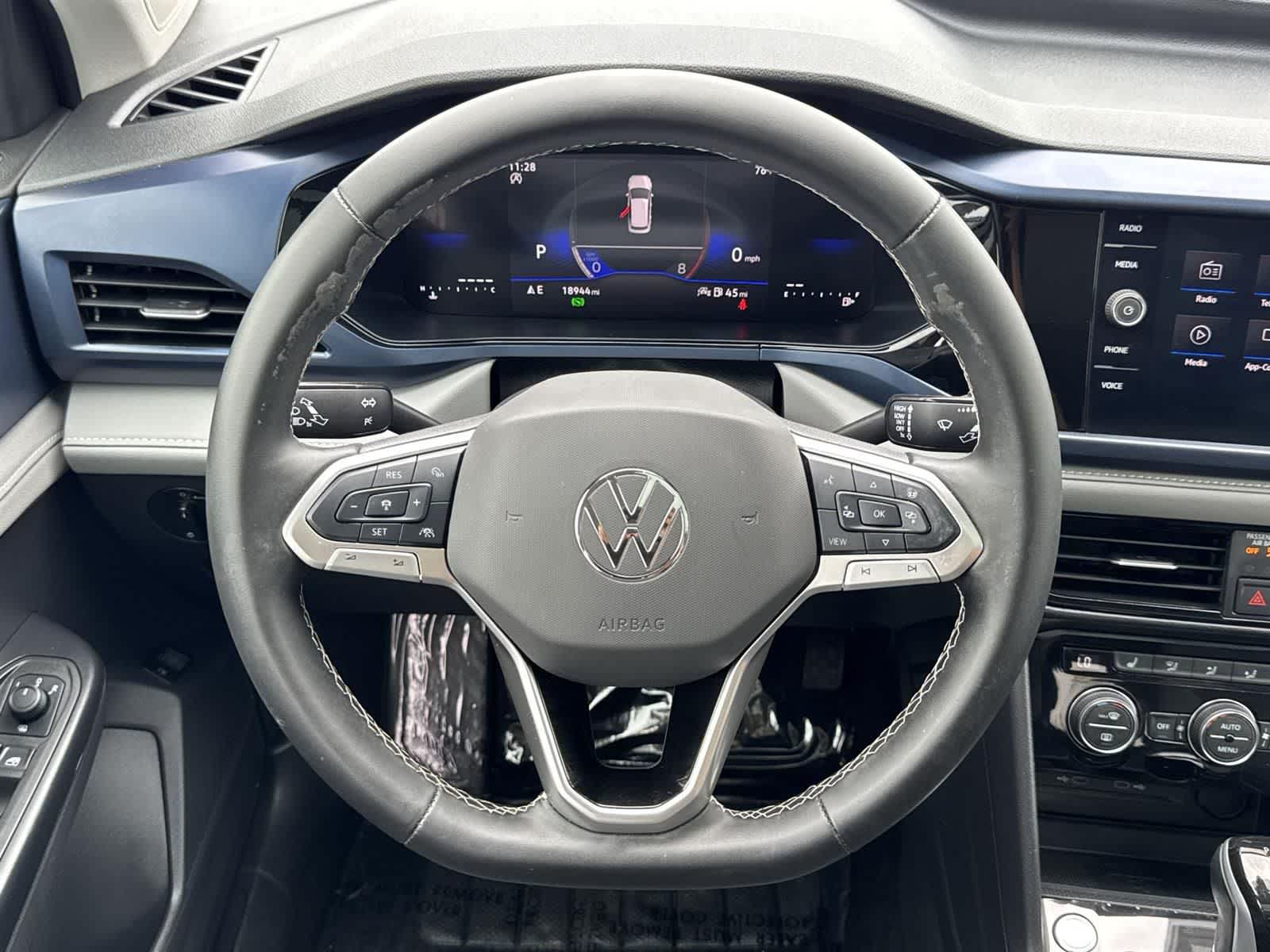 Thumbnail: 2024 Volkswagen Taos - 10