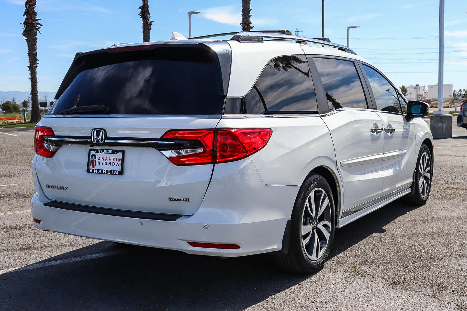 2022 Honda Odyssey Touring photo 5