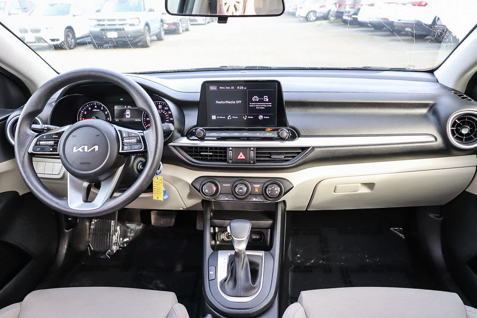 Thumbnail: 2023 Kia Forte - 13