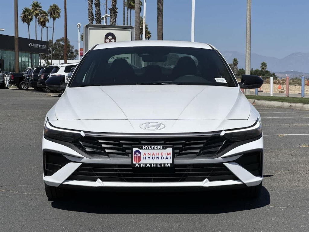New 2025 Hyundai Elantra Hybrid SEL Sport Sedan