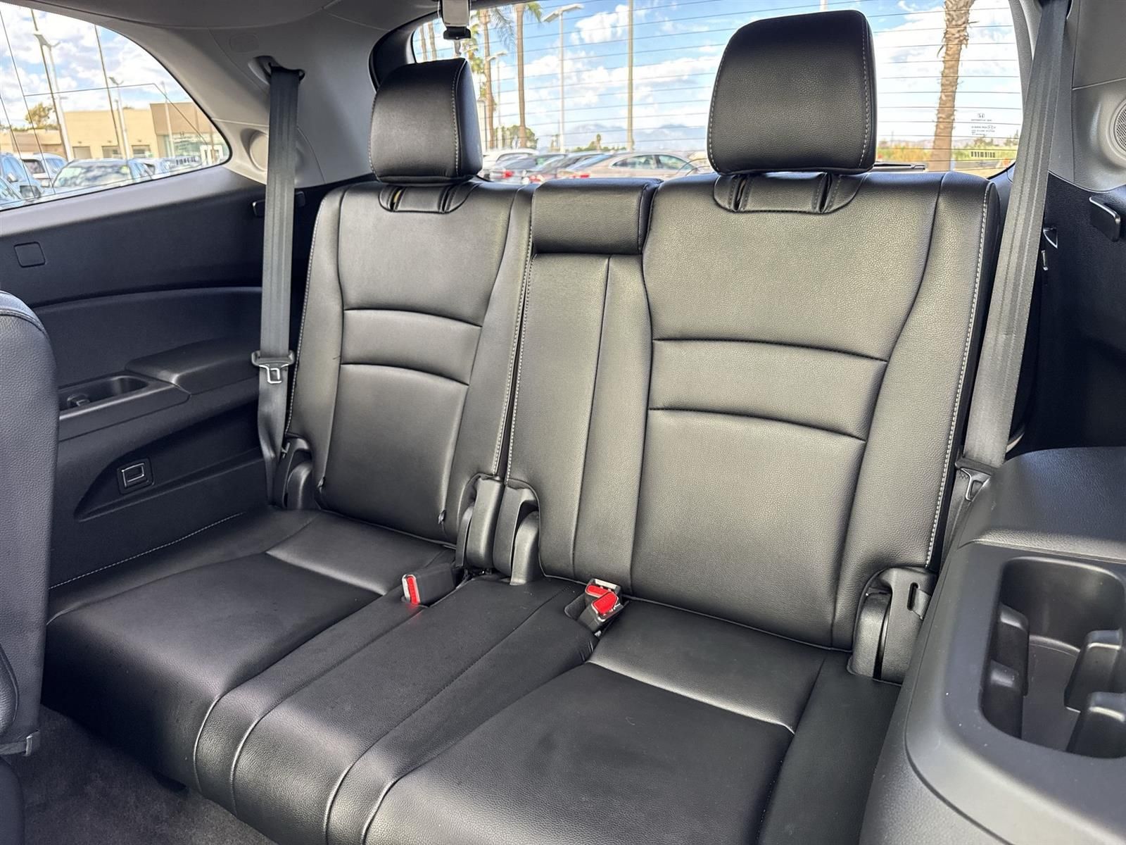 Thumbnail: 2017 Honda Pilot - 35