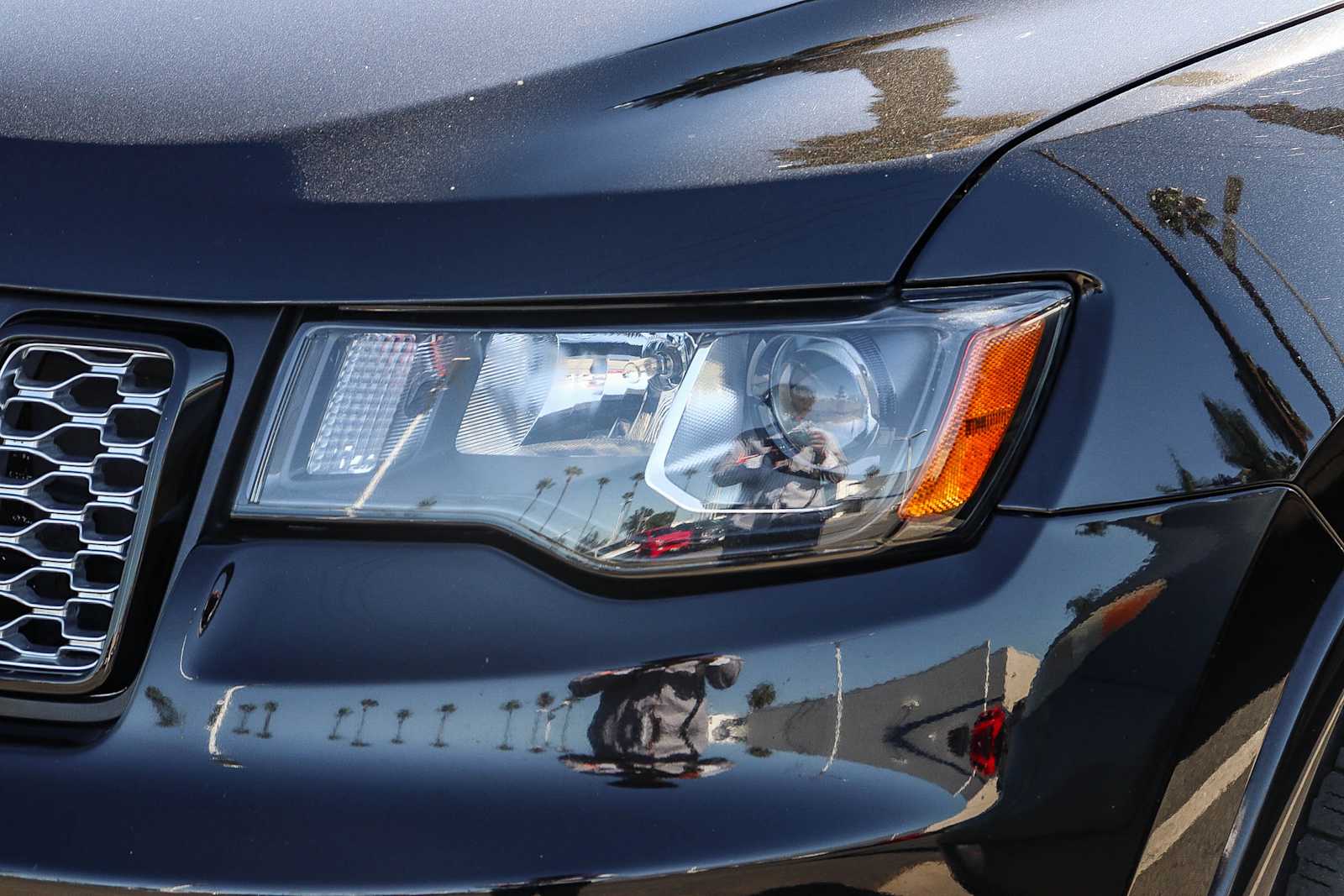 Thumbnail: 2017 Jeep Grand Cherokee - 2