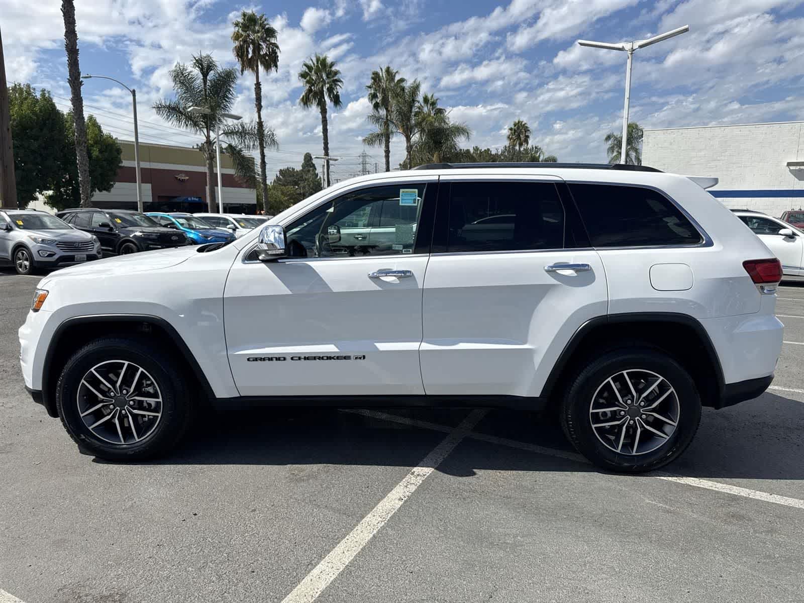 Thumbnail: 2022 Jeep Grand Cherokee - 5