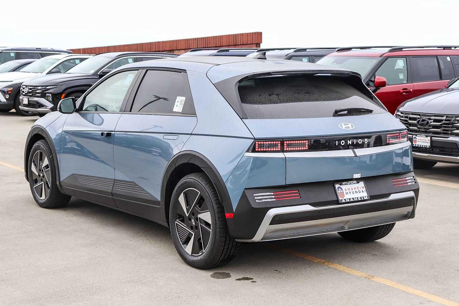 Thumbnail: 2026 Hyundai Ioniq 5 - 8