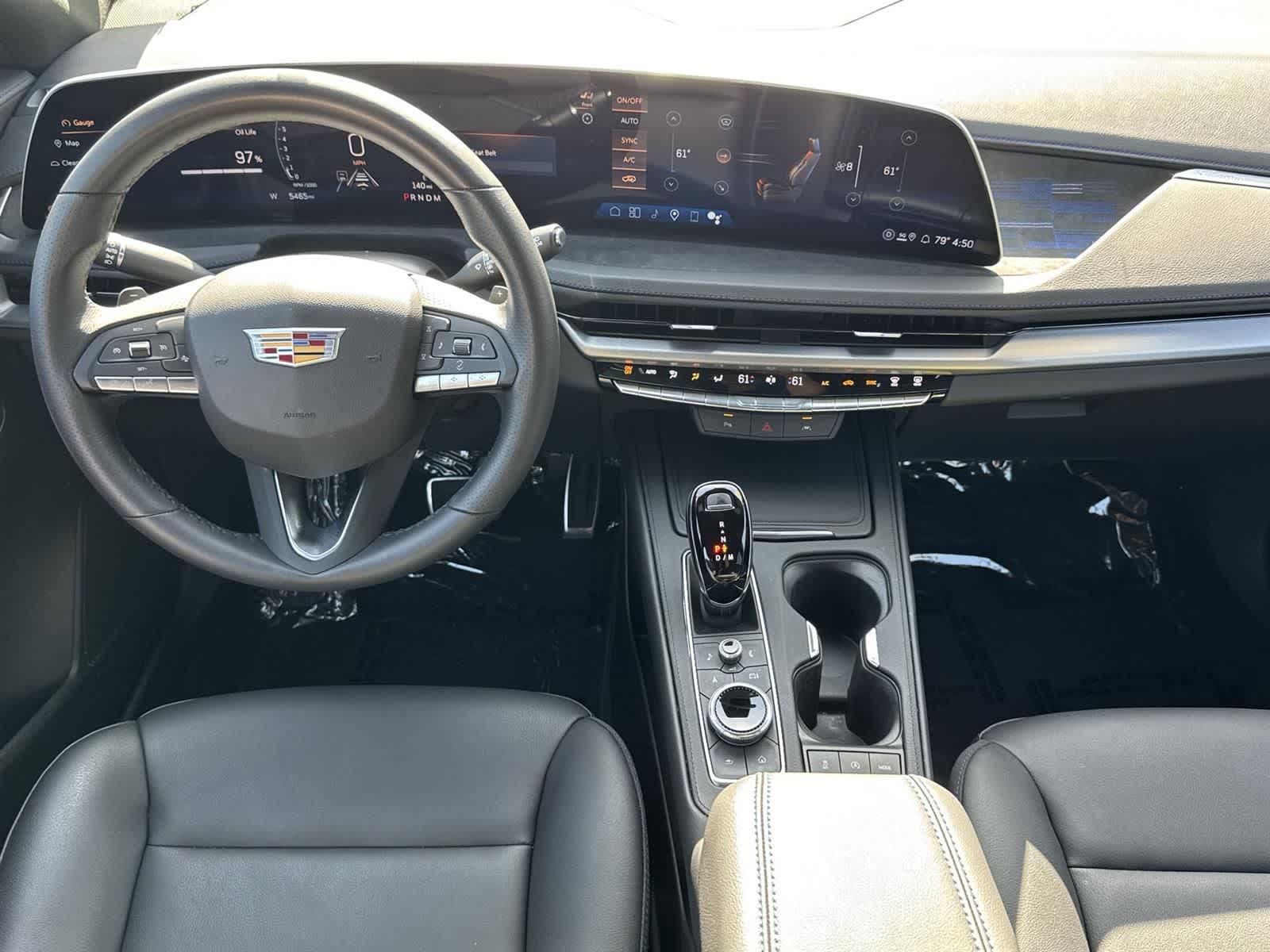 Thumbnail: 2025 Cadillac XT4 - 8