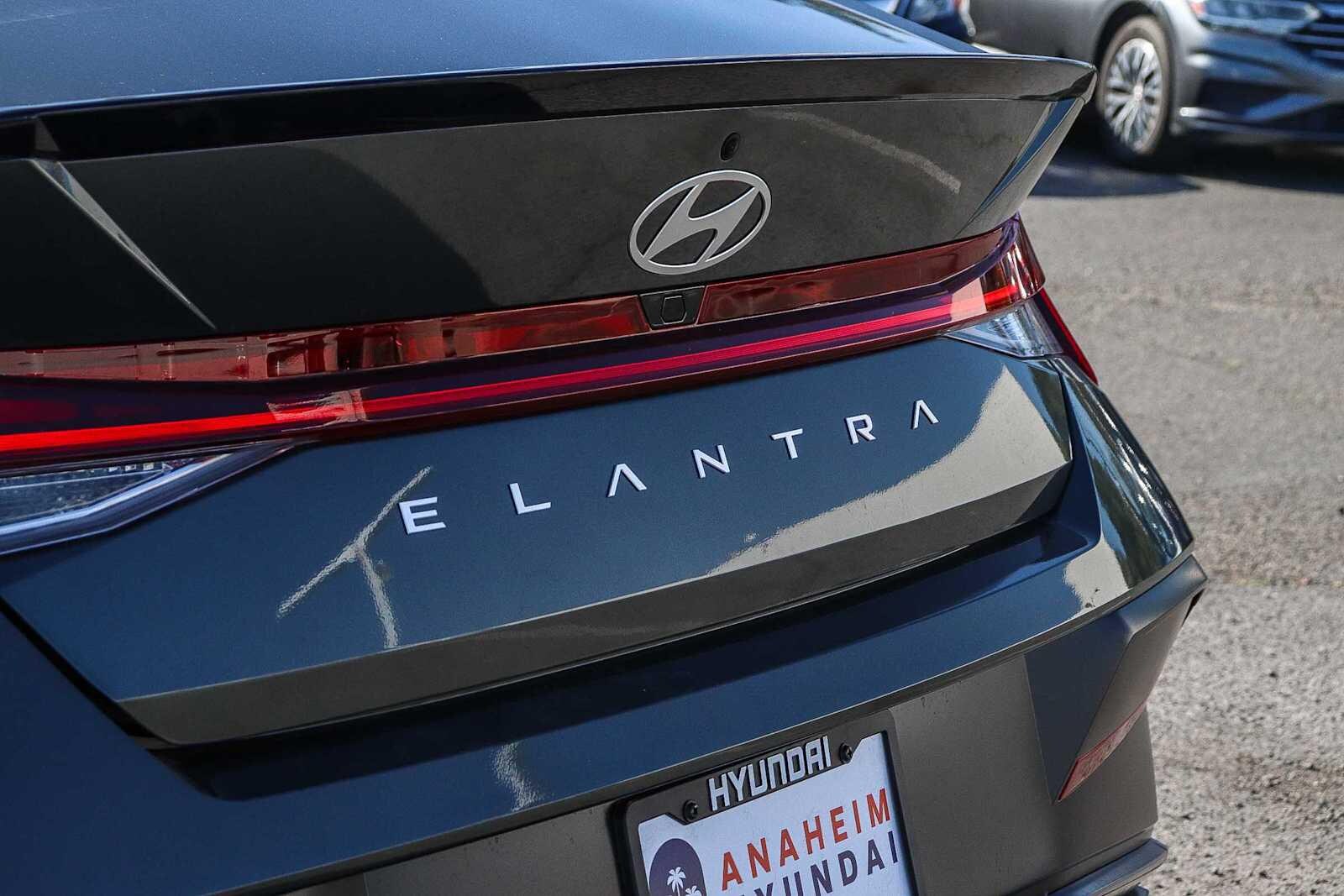 Thumbnail: 2026 Hyundai Elantra - 10