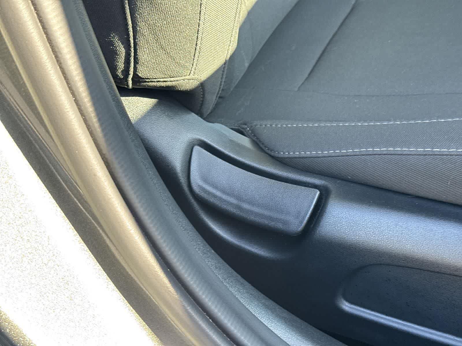 Thumbnail: 2025 Hyundai Elantra - 38