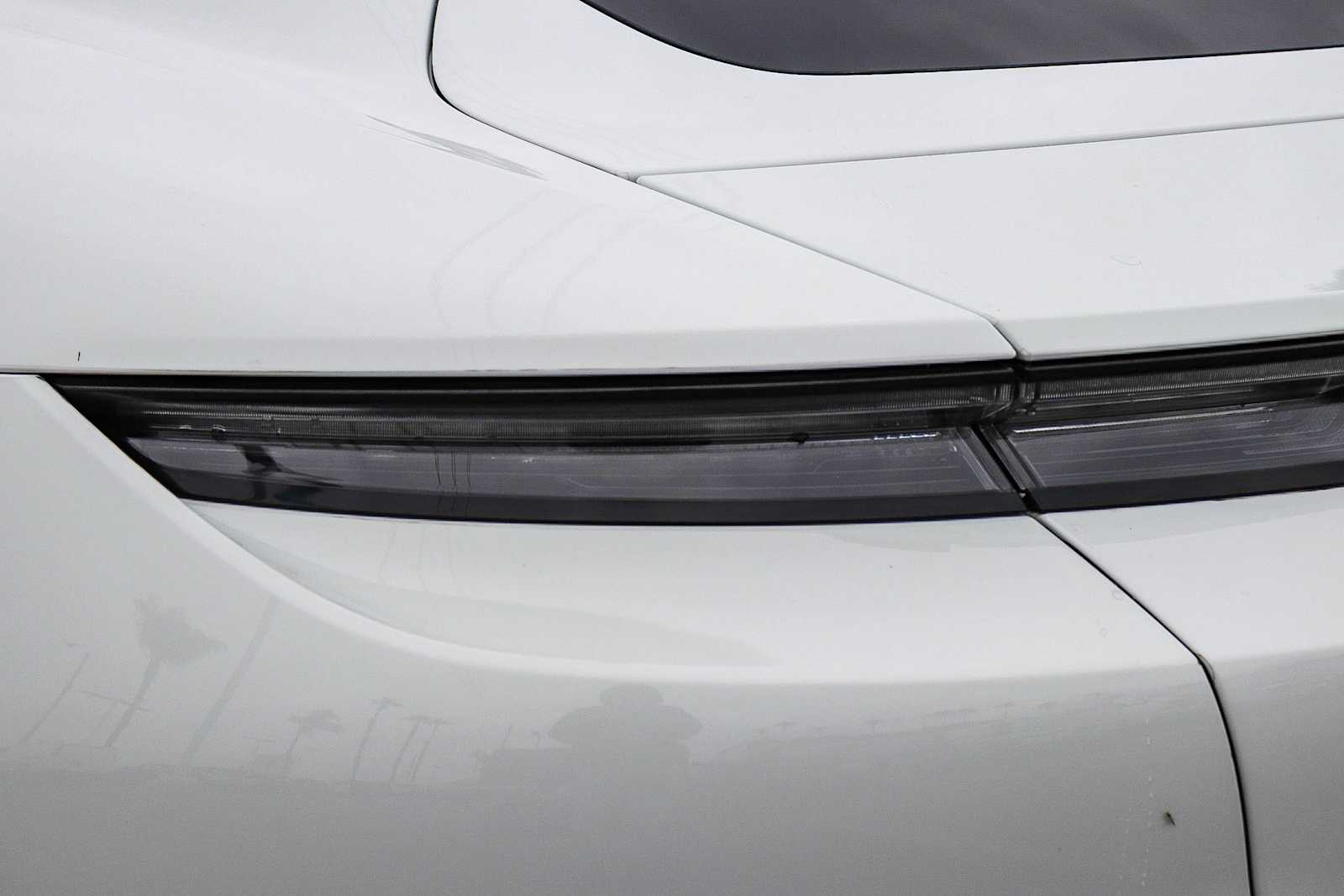 Thumbnail: 2021 Porsche Taycan - 9