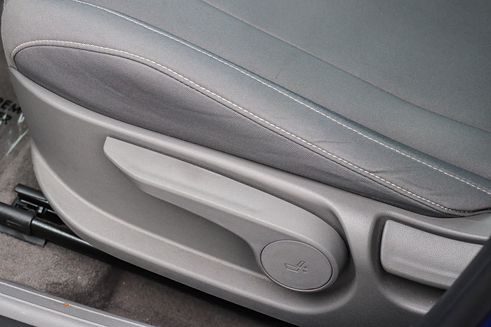 Thumbnail: 2023 Hyundai Elantra - 26