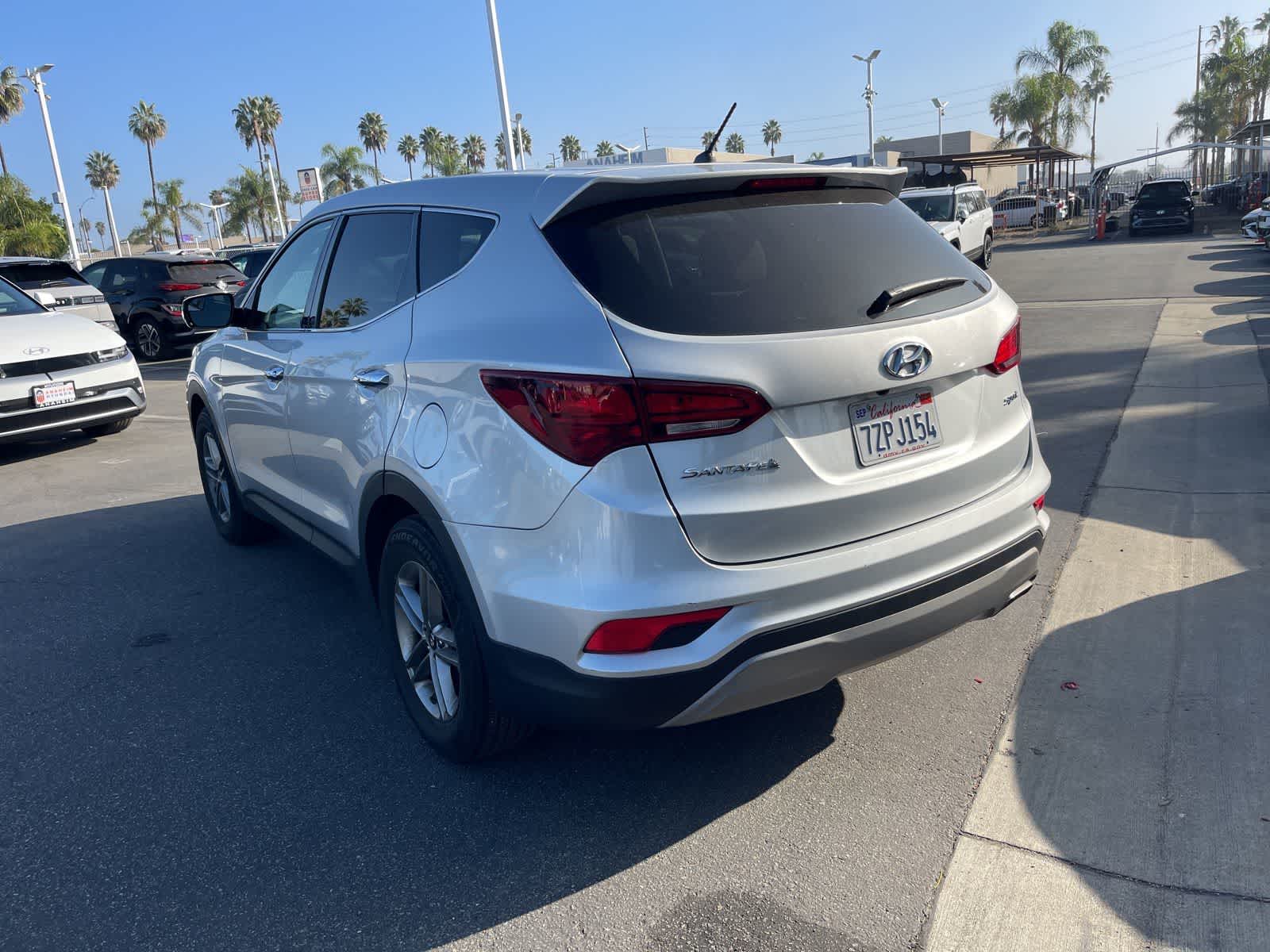 Thumbnail: 2018 Hyundai Santa Fe - 6